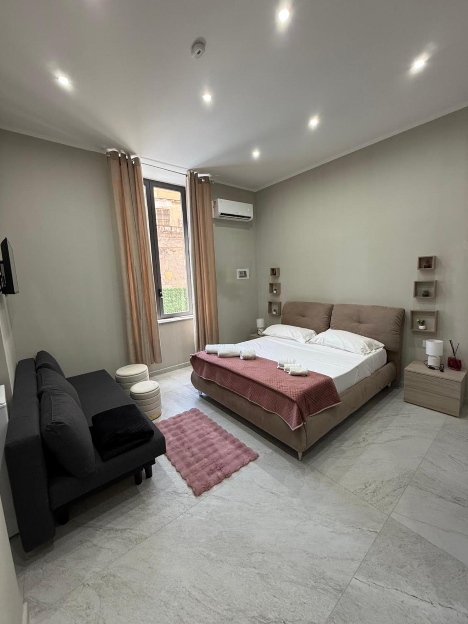 Guest house Palazzo Valentino Naples